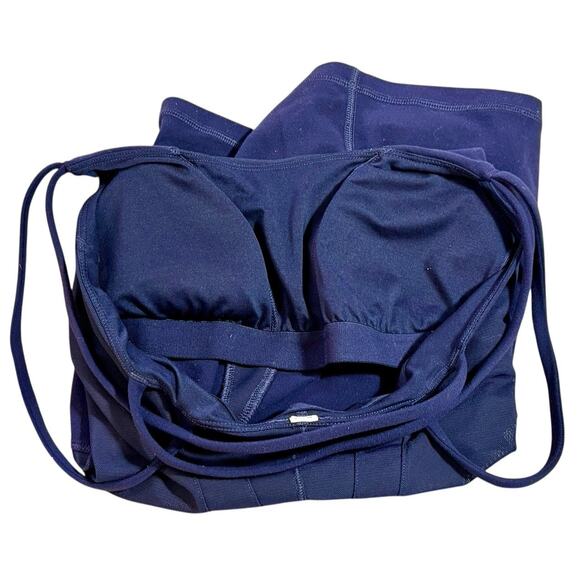 LULULEMON Exquisite Mesh Tank Top Nightfall Deep Blue Purple Built In Bra Size 4 - Picture 12 of 13